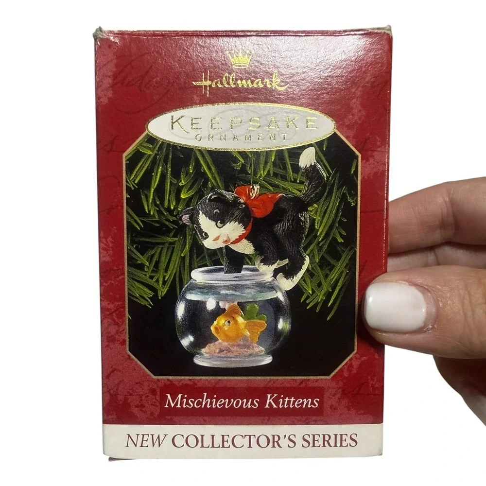 1999 Hallmark Keepsake Mischievous Kittens Ornament Tuxedo Cat Fishbowl QX6427